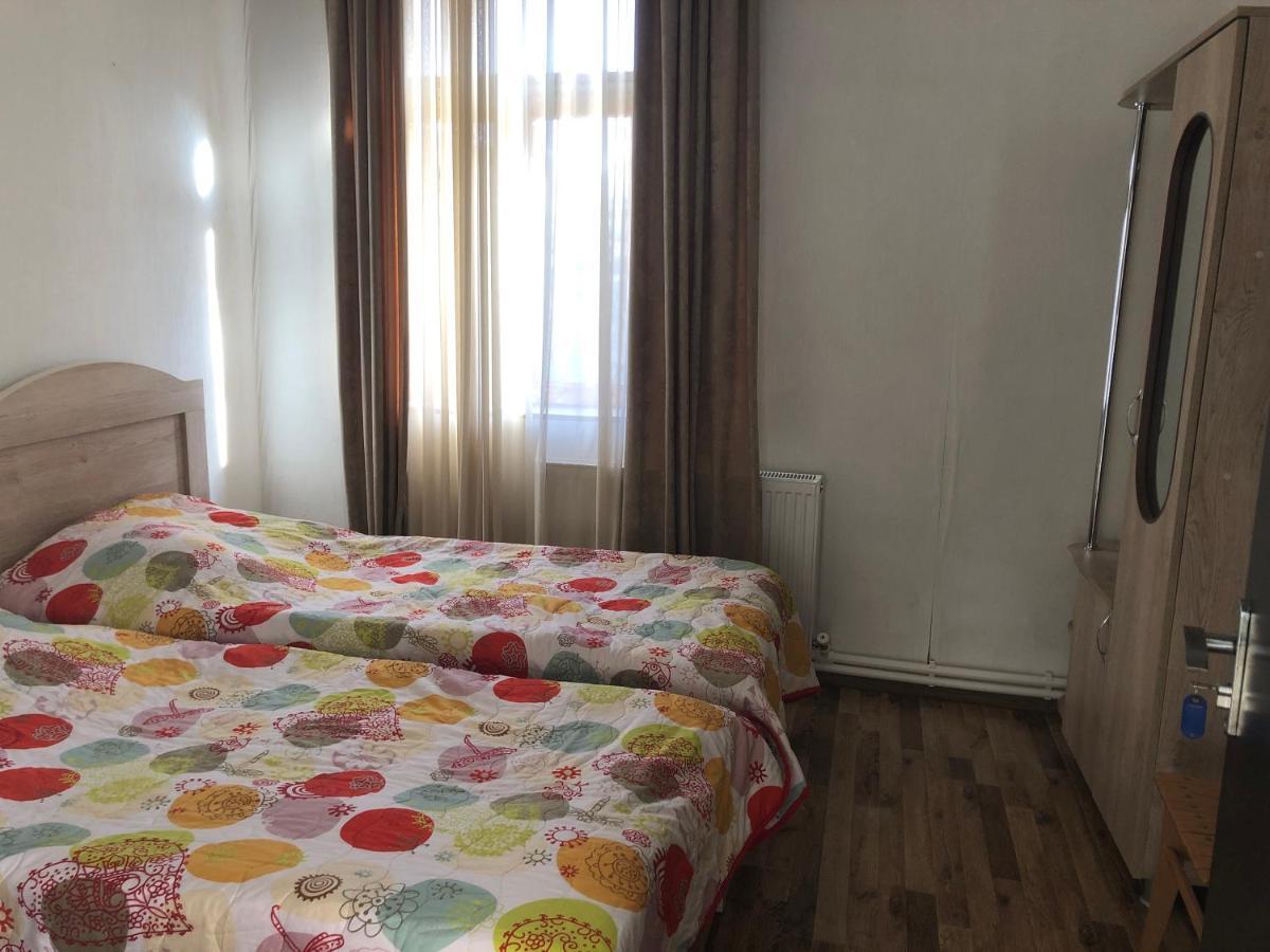 Inga Jafaridze Guesthouse Pele Mestia Buitenkant foto