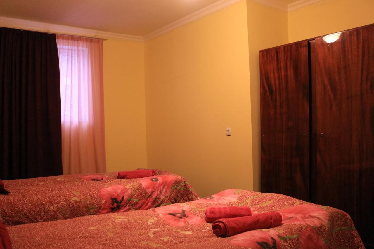 Inga Jafaridze Guesthouse Pele Mestia Buitenkant foto